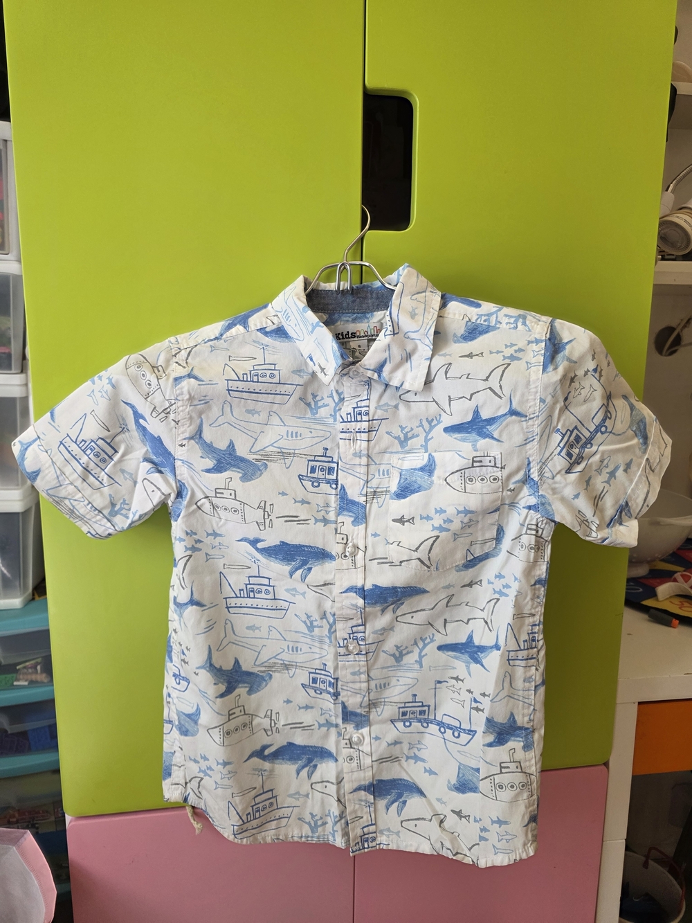 Kids Headquarters White & Blue Shark and Boat Button-Down Shirt